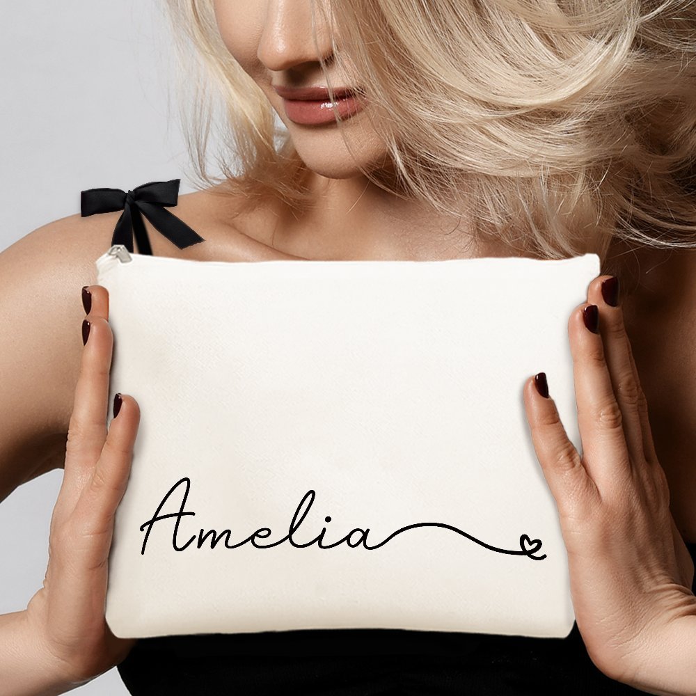Personalizowana kosmetyczka z  – Monogram Custom Case recenzja i cena