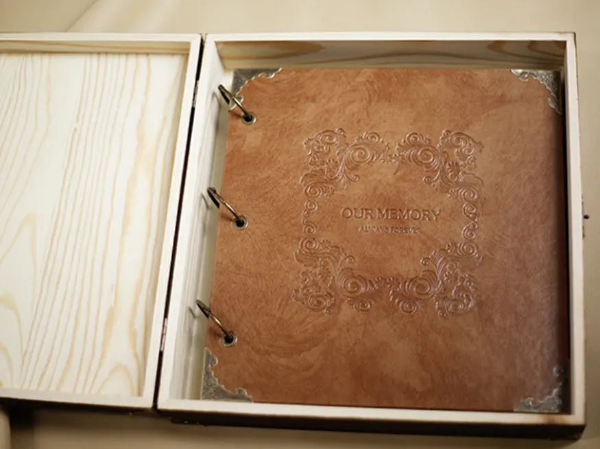 Księga gości weselnych z monog – Monogram Custom Case recenzja i cena