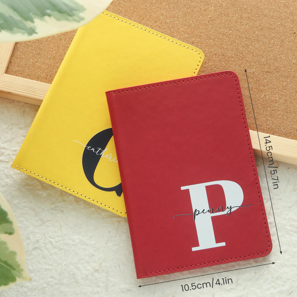 Personalizowana okładka na pas – Monogram Custom Case recenzja i cena